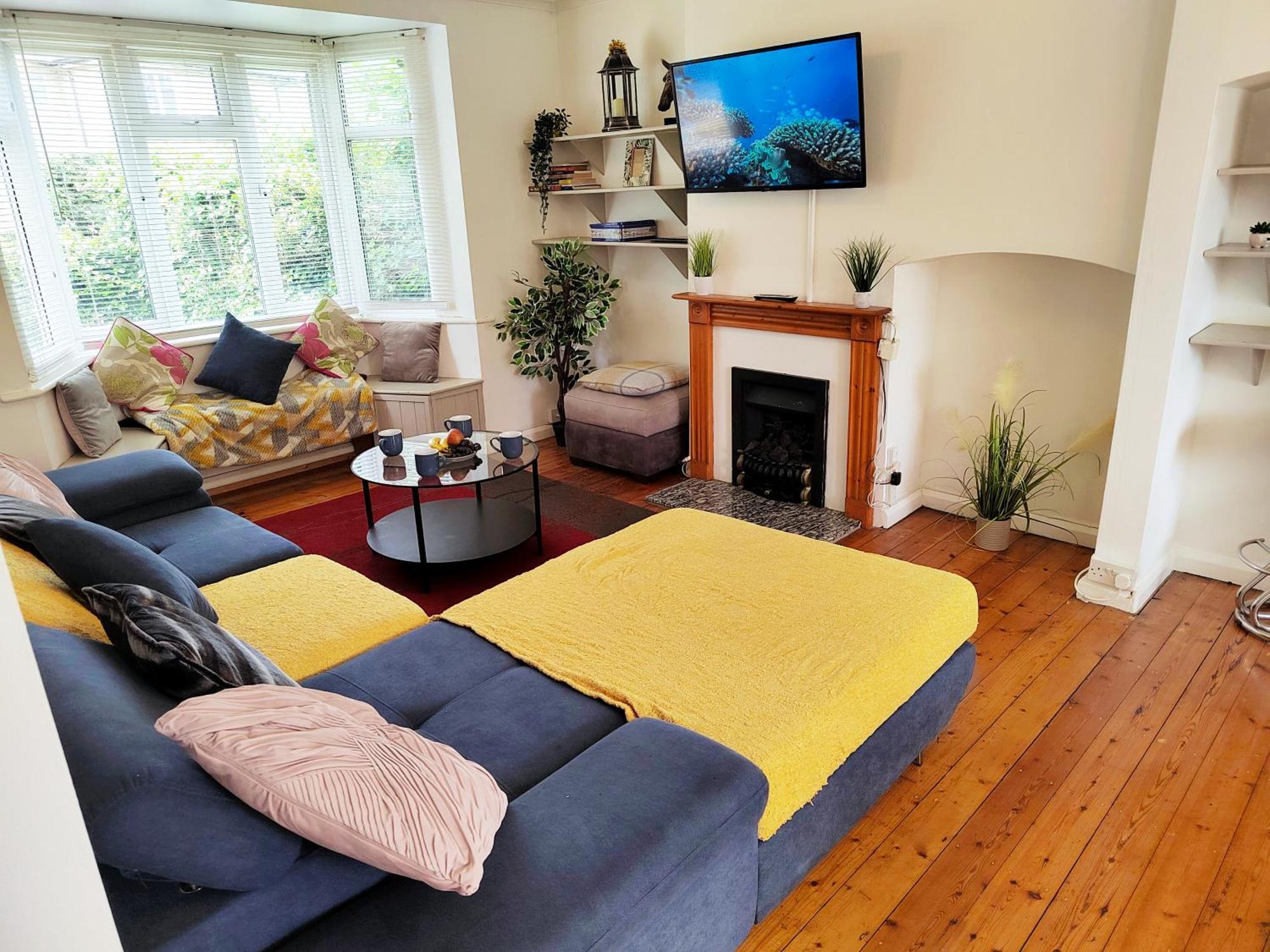 Epicsa - Corporate & Family Stay In 3 Bedroom House With Garden, Free Parking CBG Esterno foto
